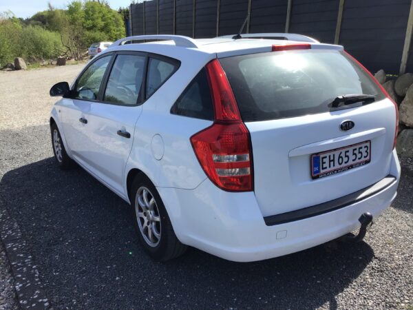 Kia seed 2010 - Image 6